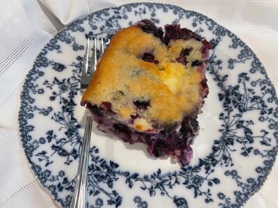 Blueberry Cream Cheese Cobbler – The Farmer's Cow