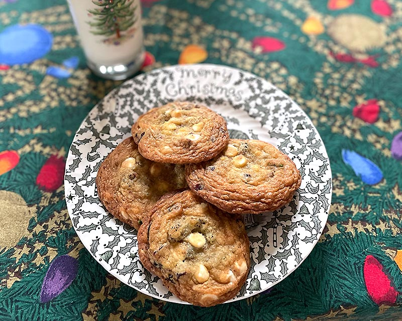 White Chocolate Cranberry Christmas Cookies