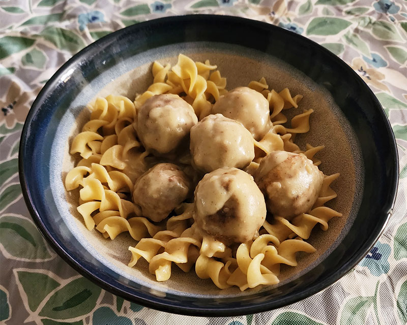 Harvest Chicken & Apple Meatballs with Creamy Cider Gravy